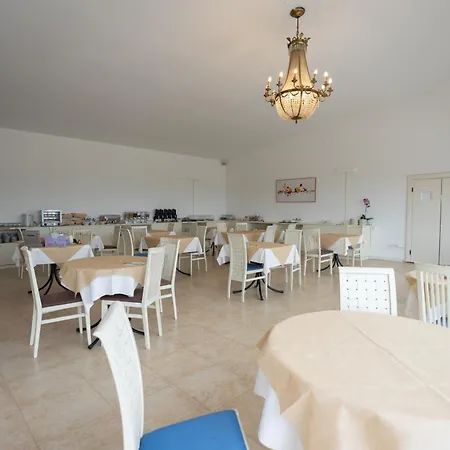 Relax Hotel Acquaviva - Tuscany Hills-3